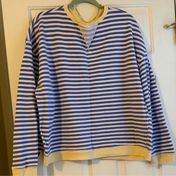 Free People Sweater - Picture 2 of 3